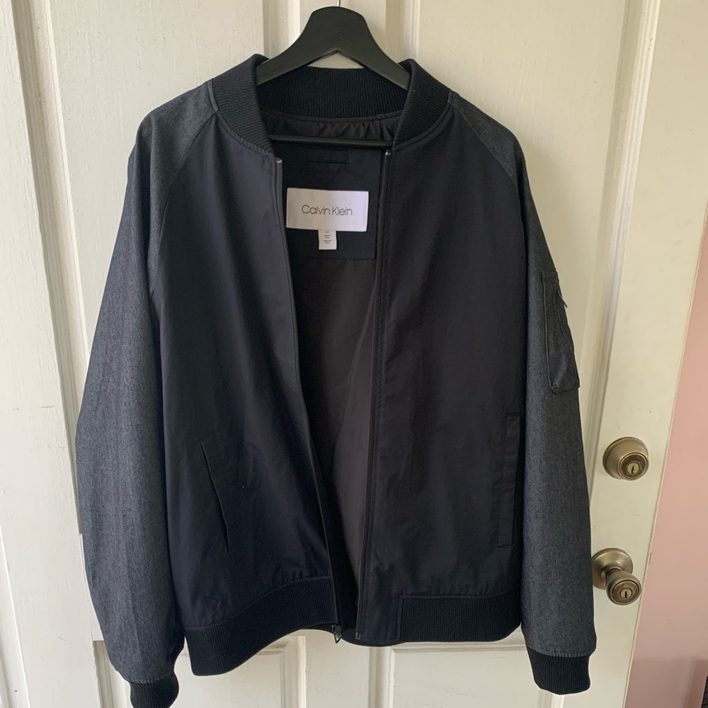 Calvin Klein New Bomber Jacket - Picture 2 of 4